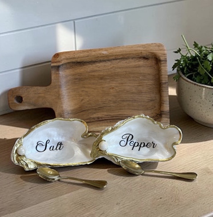 Salt & Pepper Set